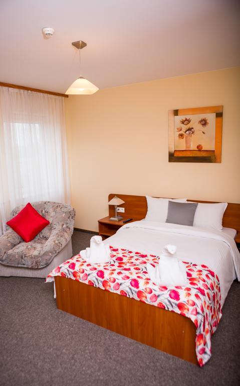 Hotel Classic Rzeszów Værelse billede