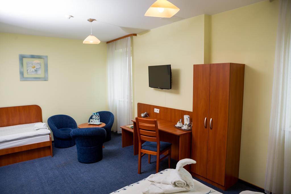 Hotel Classic Rzeszów Værelse billede