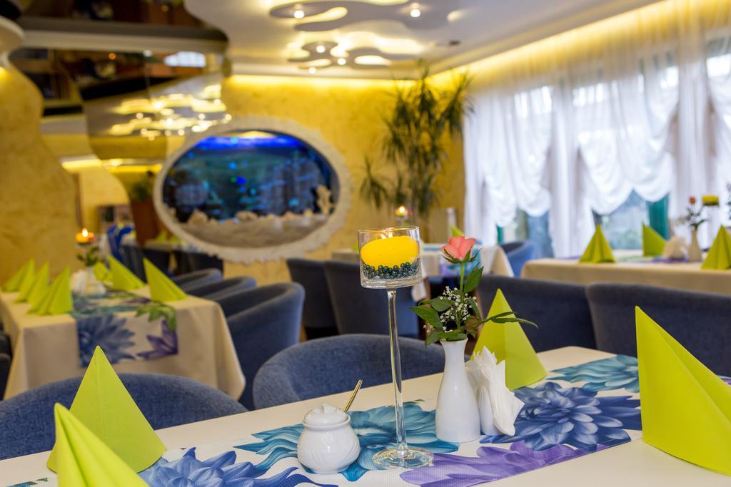 Hotel Classic Rzeszów Eksteriør billede